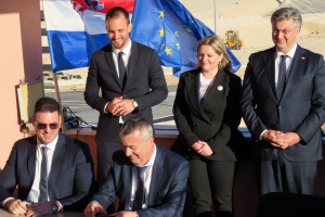 Potpisivanje ugovora o razvoju vodoopskrbe uslužnog područja Vodovoda d.o.o. Zadar